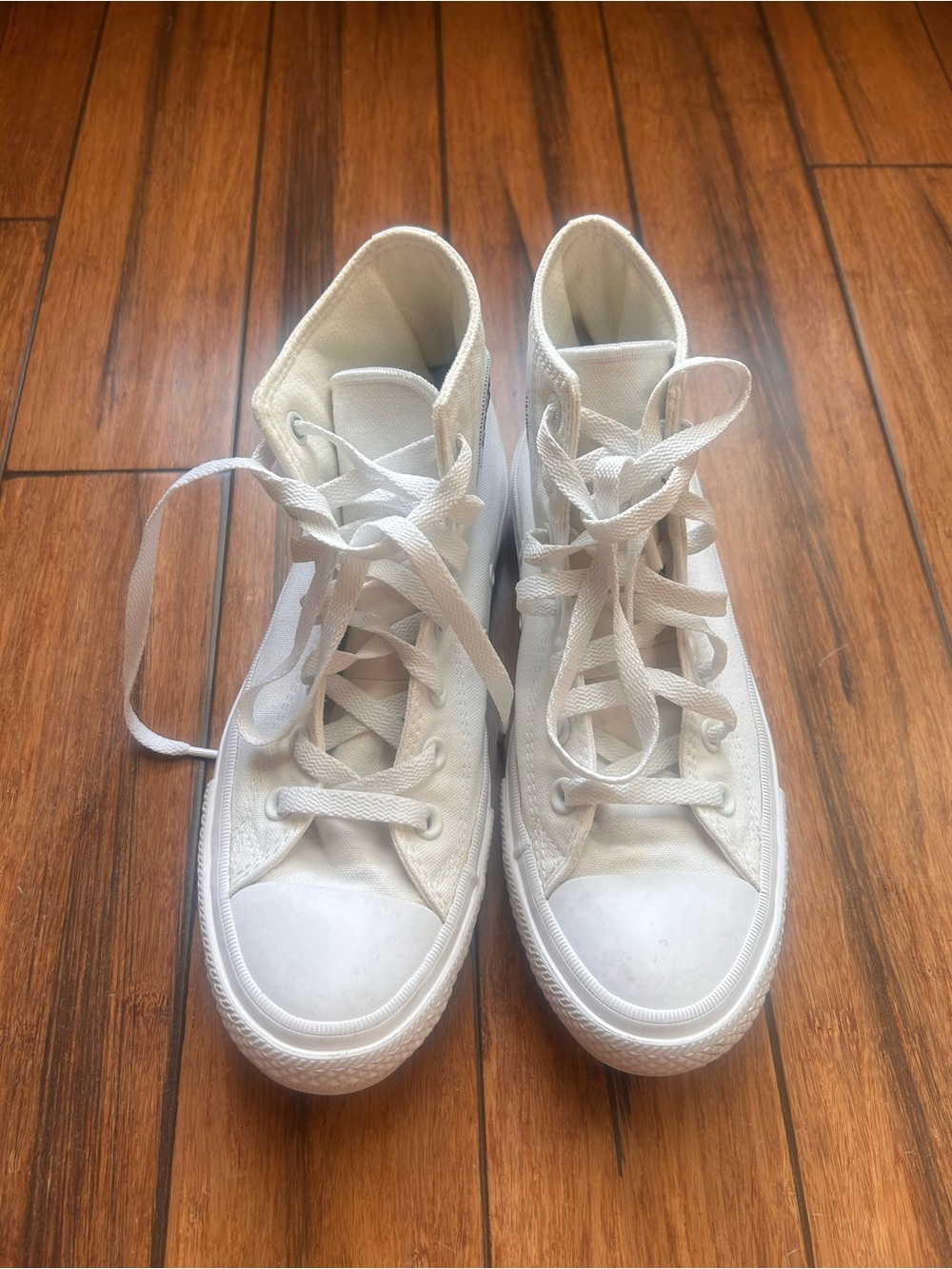 Converse All Stars All White High-Top Sneakers Size 8